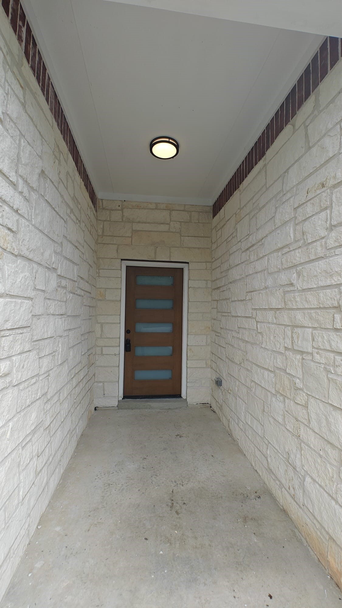 504 Center Street Property Photo 2