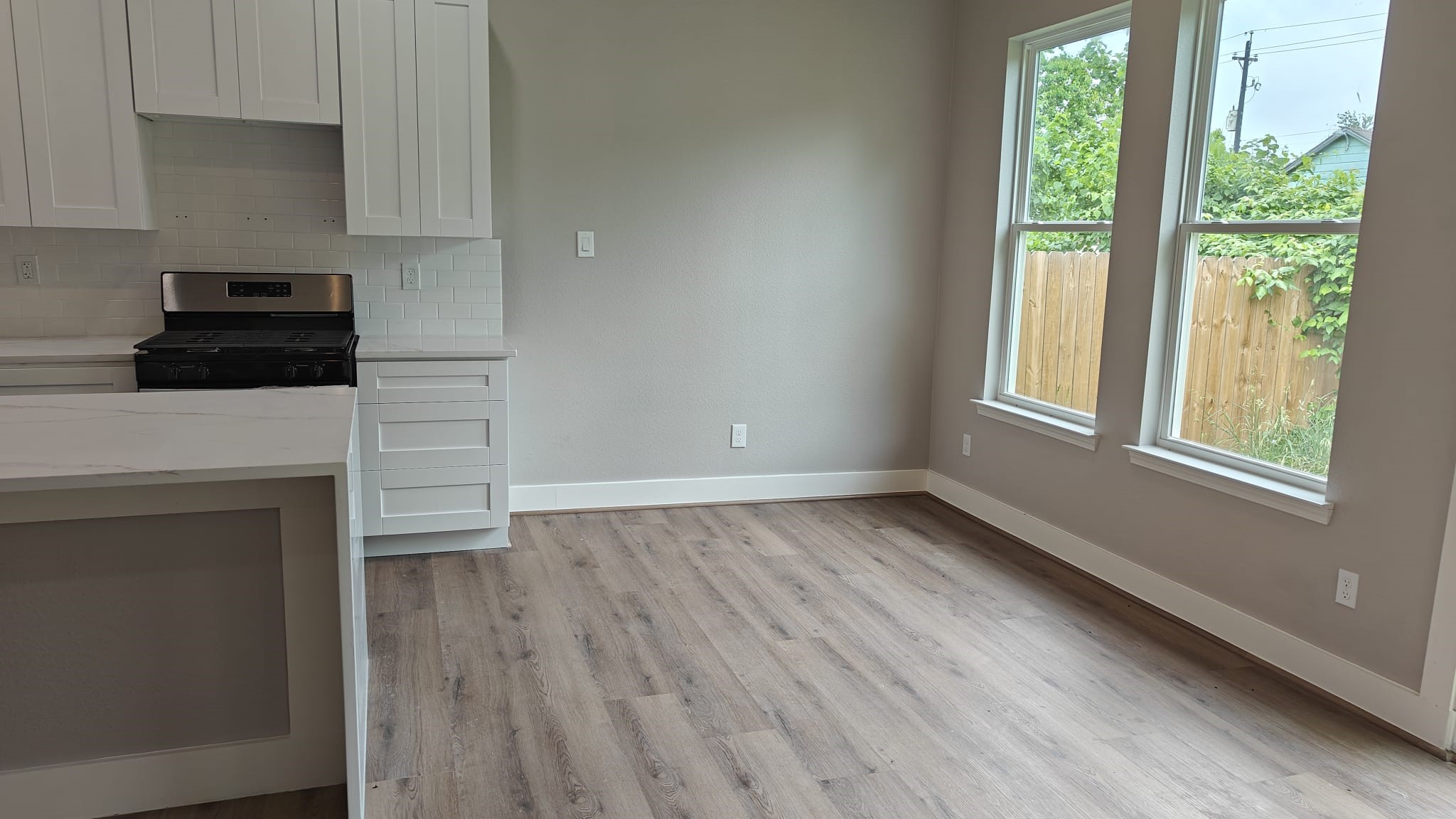 504 Center Street Property Photo 5