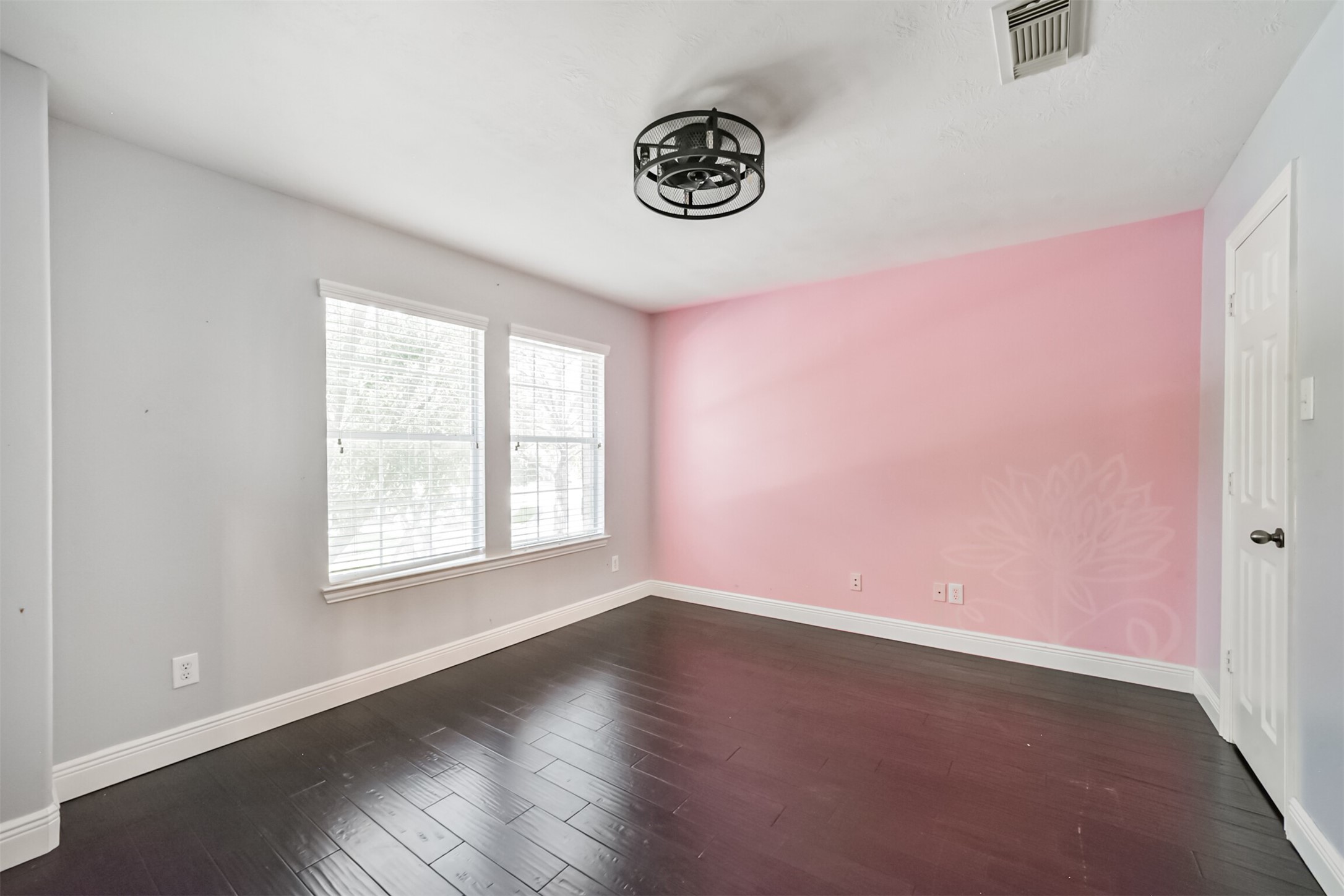 8330 Kerrington Glen Drive Property Photo 15