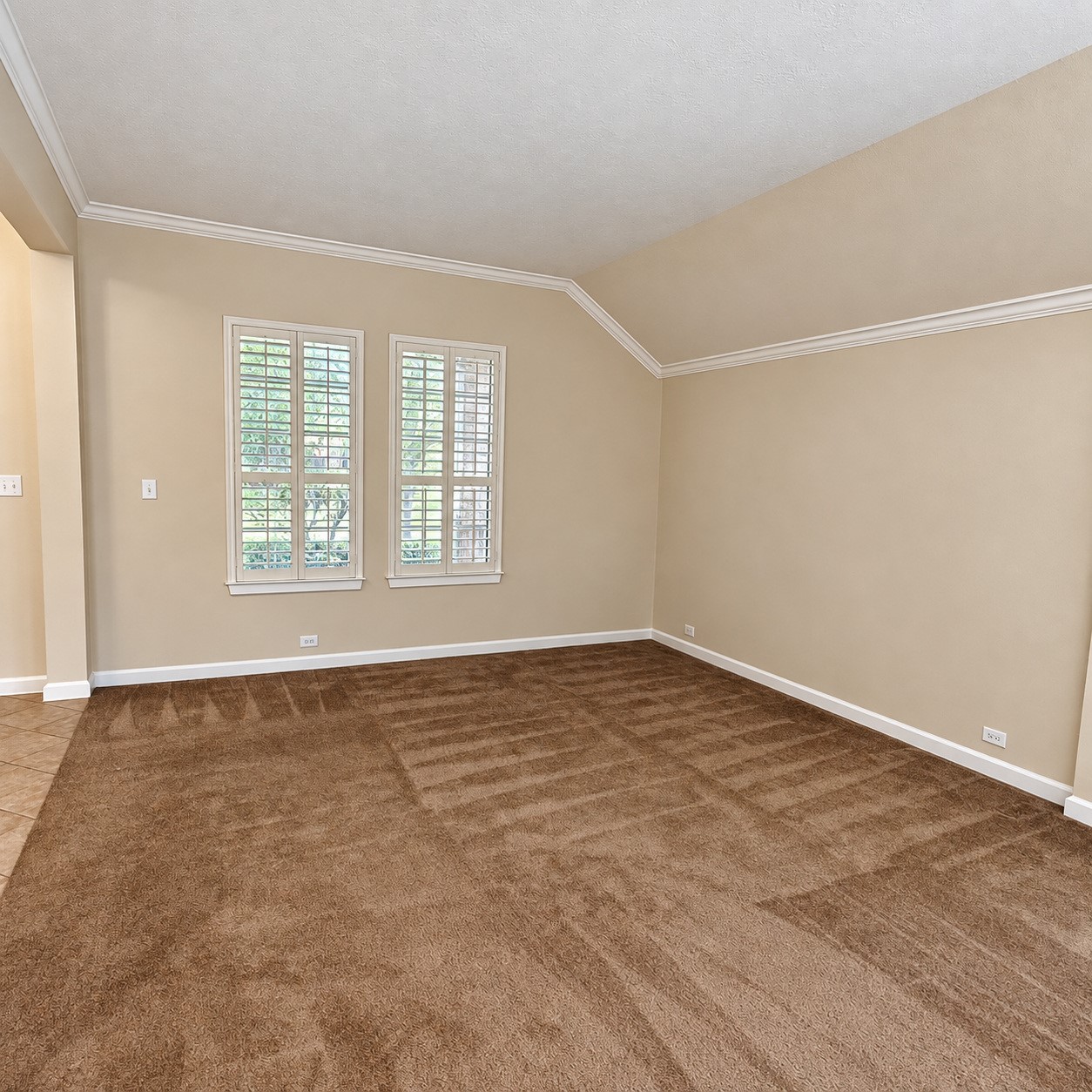19510 Stanton Lake Drive Property Photo 4