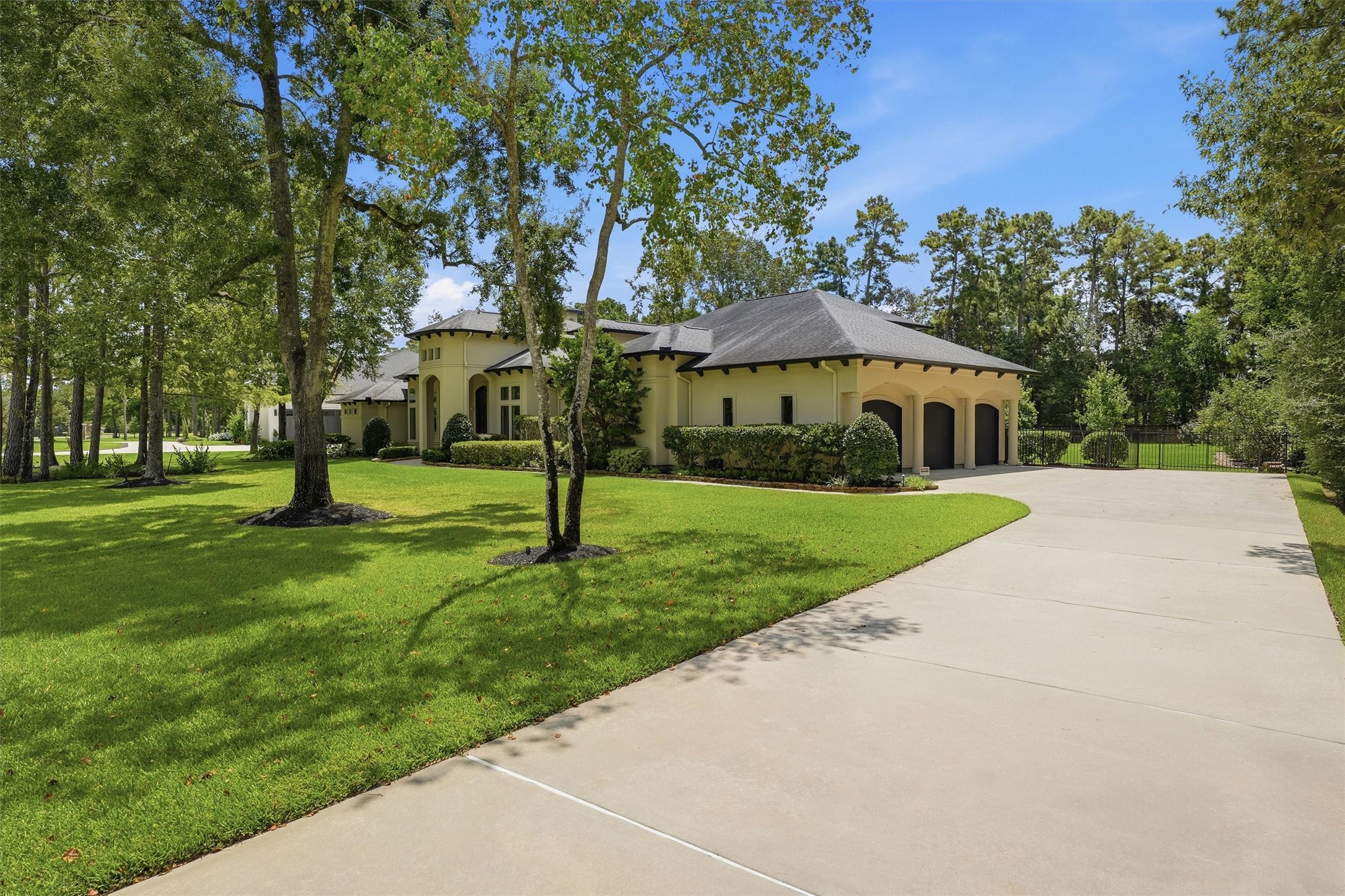 27702 W Balsam Fir Circle W Property Photo 3