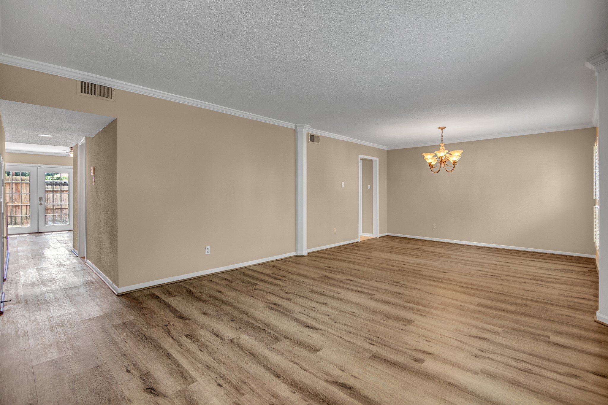 1659 W Sam Houston Parkway S Property Photo 5