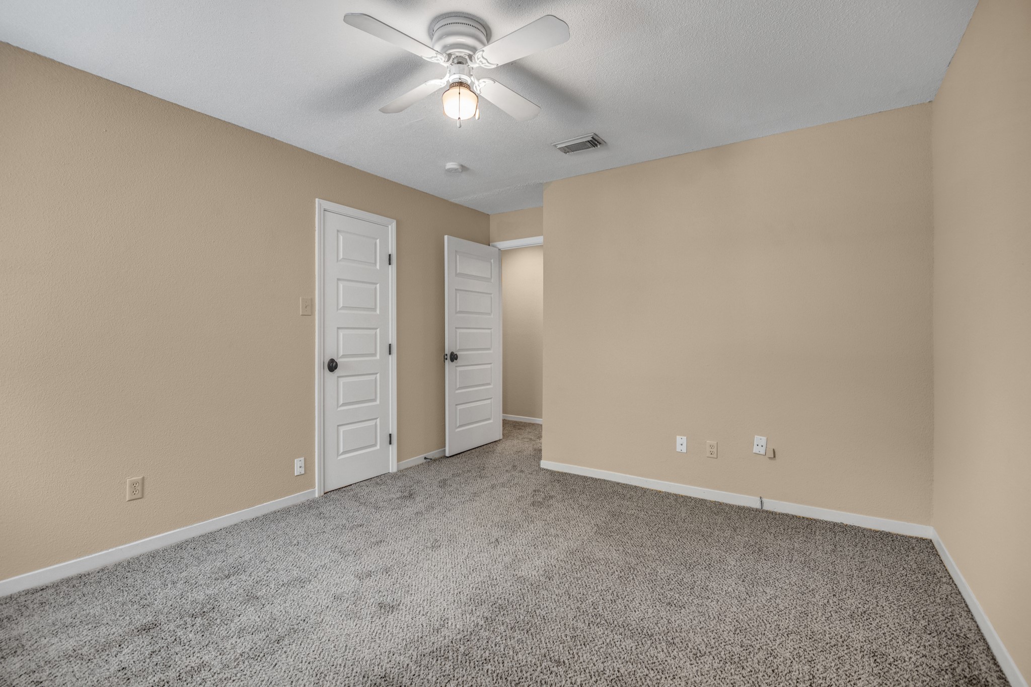 1659 W Sam Houston Parkway S Property Photo 31