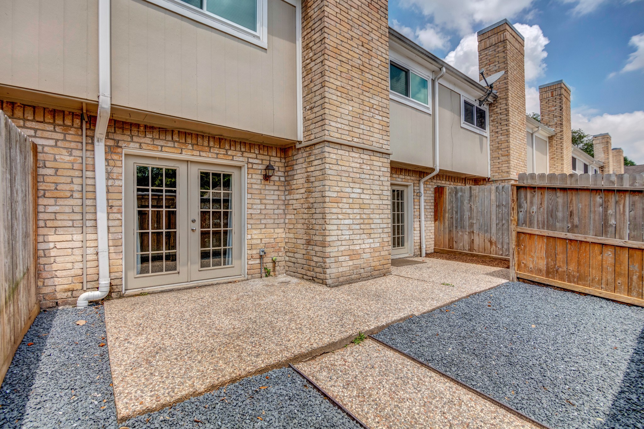 1659 W Sam Houston Parkway S Property Photo 35