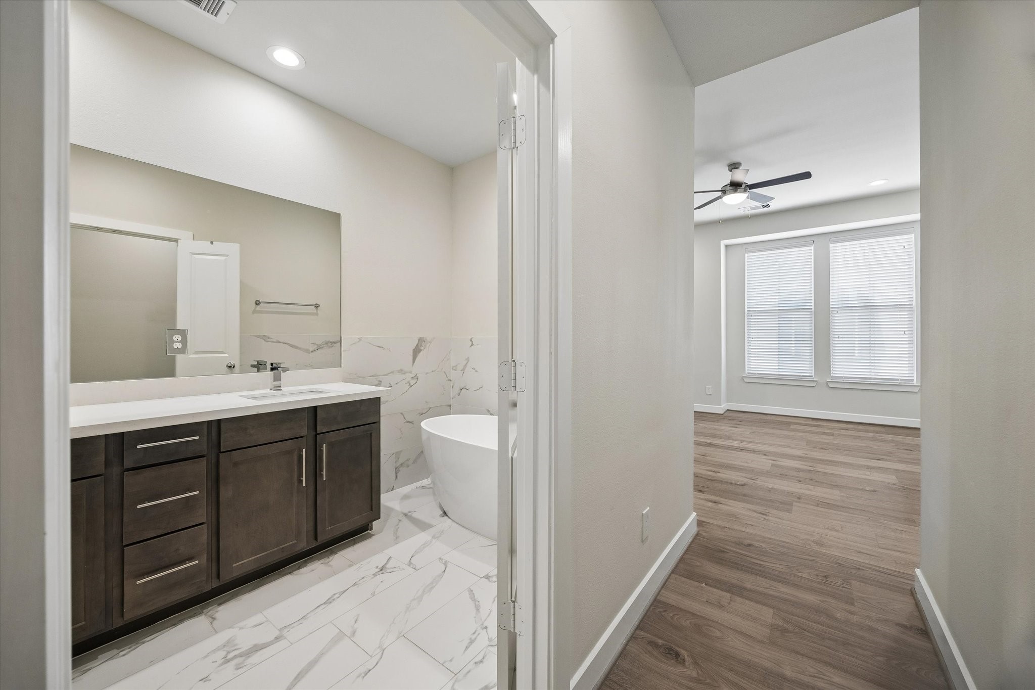 5914 Haring Lane Property Photo 6