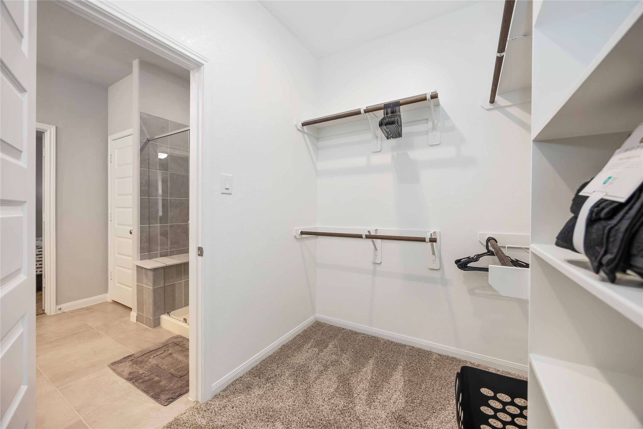 7047 Silverleaf Oak Street Property Photo 22