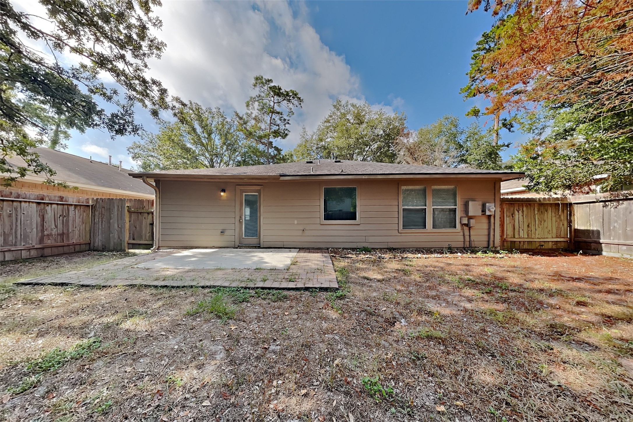 10 Windswept Oaks Place Property Photo 17