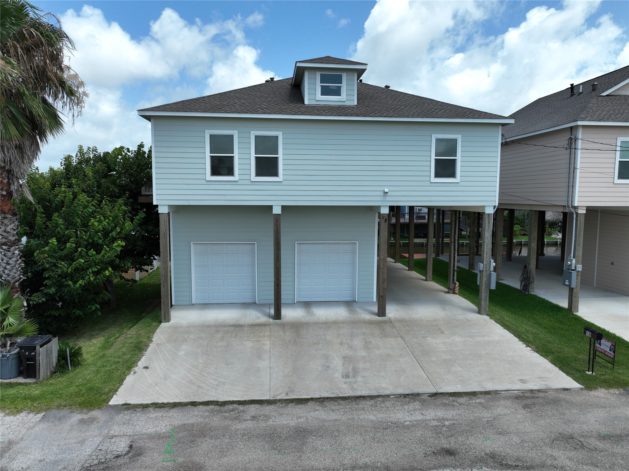 18 Edgewater Property Photo 15