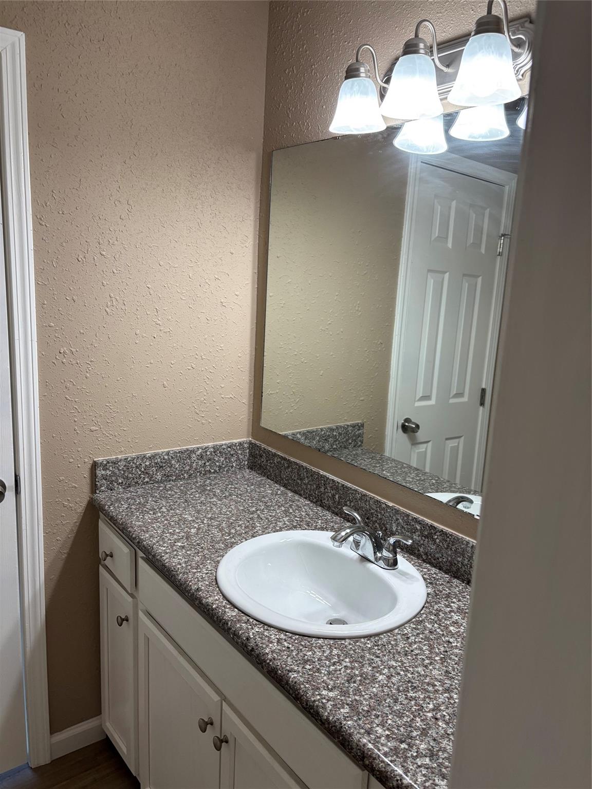 12947 Newbrook Drive, Houston Tx 77072 Property Photo 10