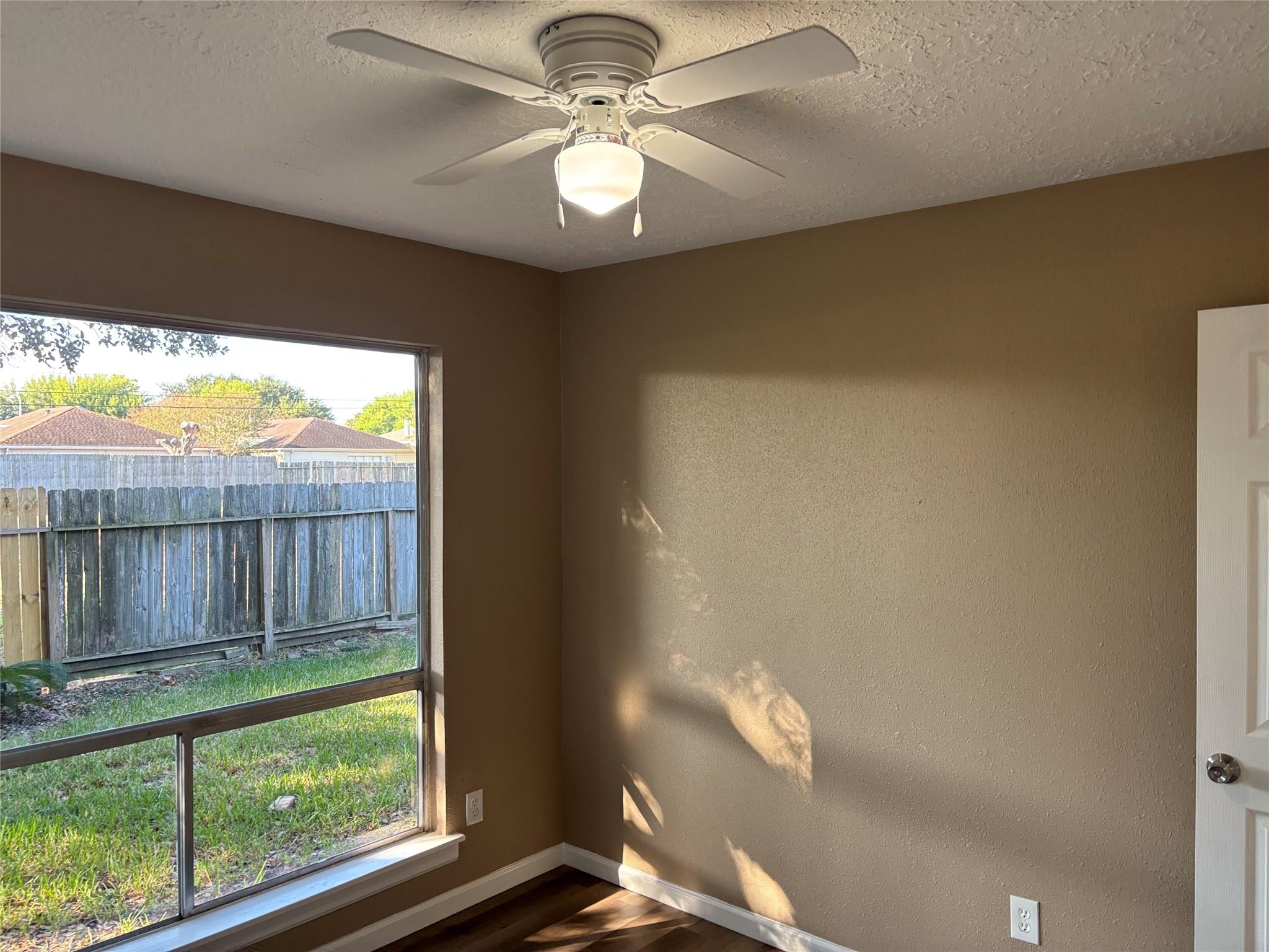 12947 Newbrook Drive, Houston Tx 77072 Property Photo 16