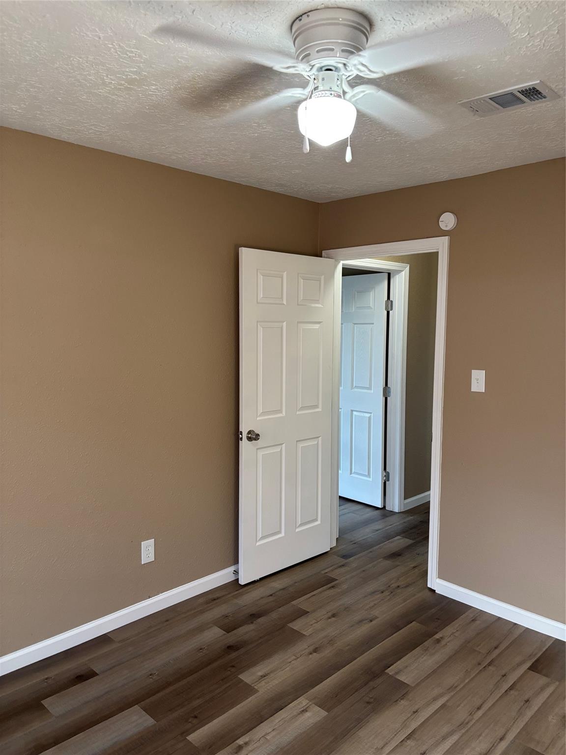 12947 Newbrook Drive, Houston Tx 77072 Property Photo 18