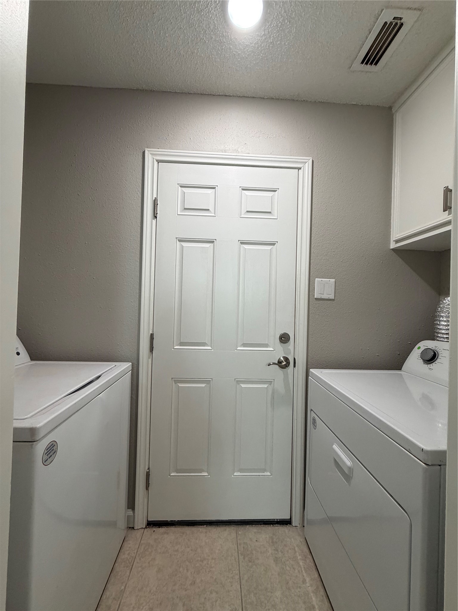 3908 Redstem Court Property Photo 11