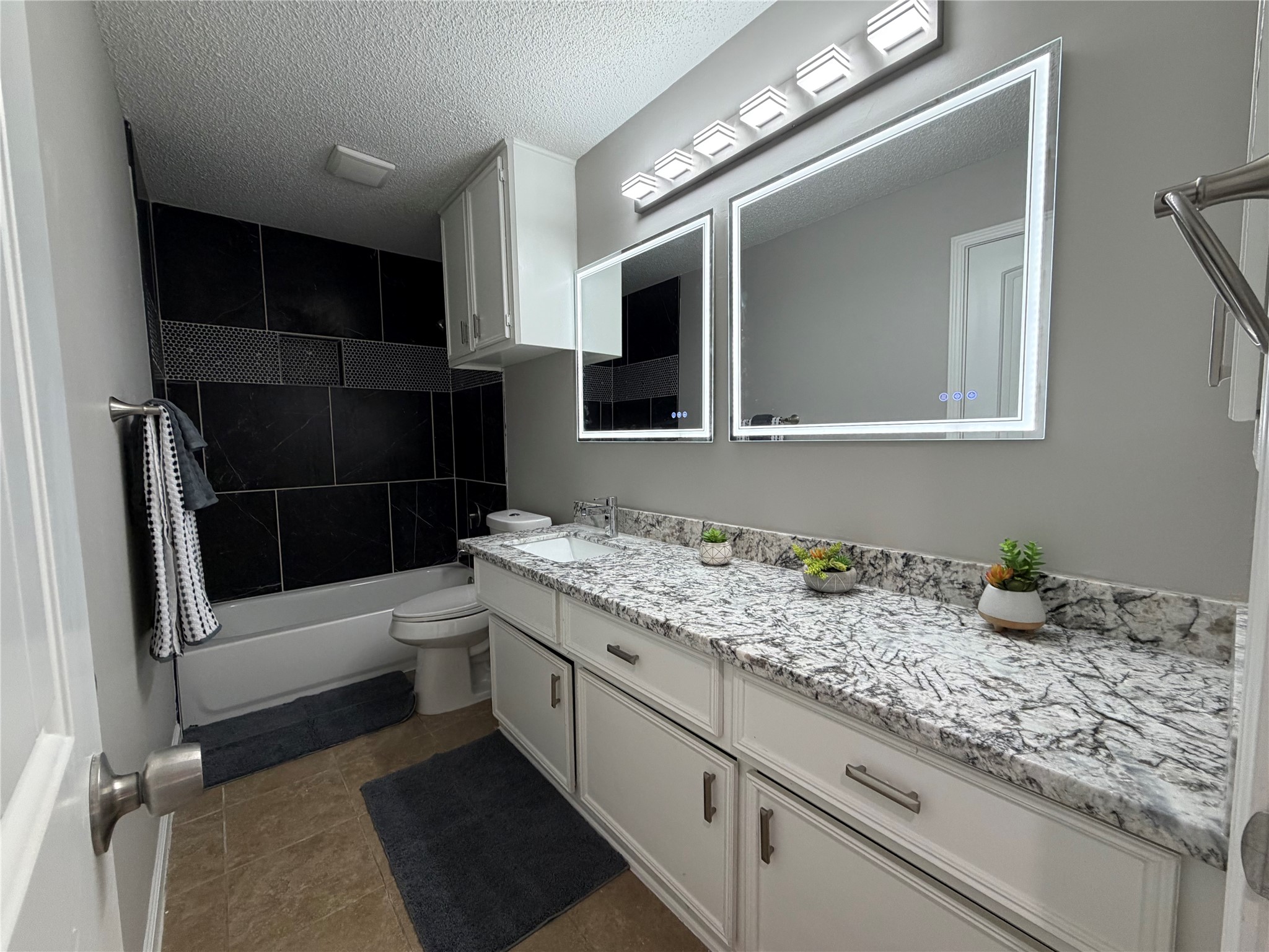 3908 Redstem Court Property Photo 19