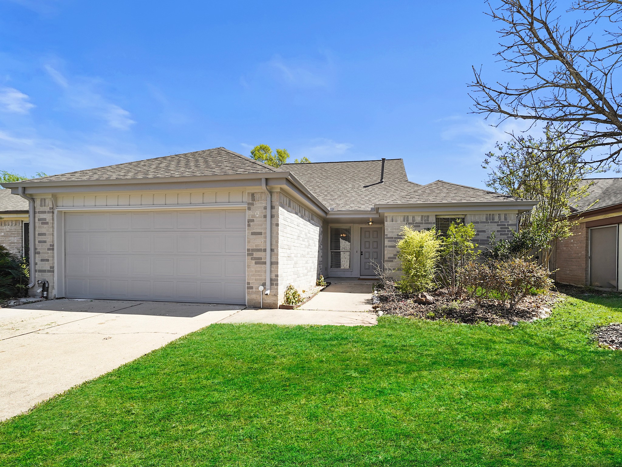 2239 Highland Hills Drive Property Photo 1