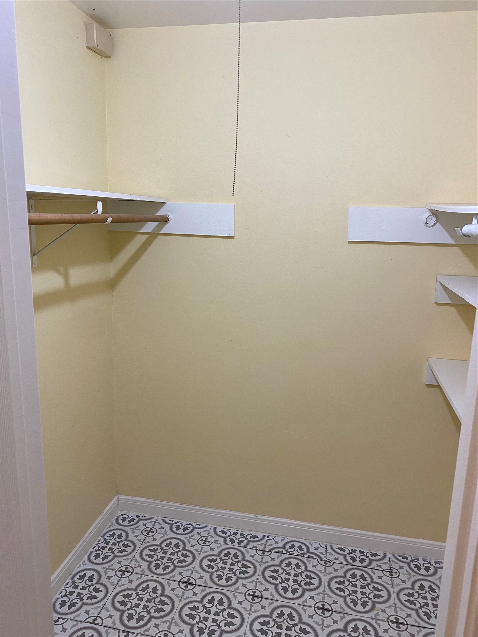 14516 E Woodforest Boulevard E 14516 Property Photo 9