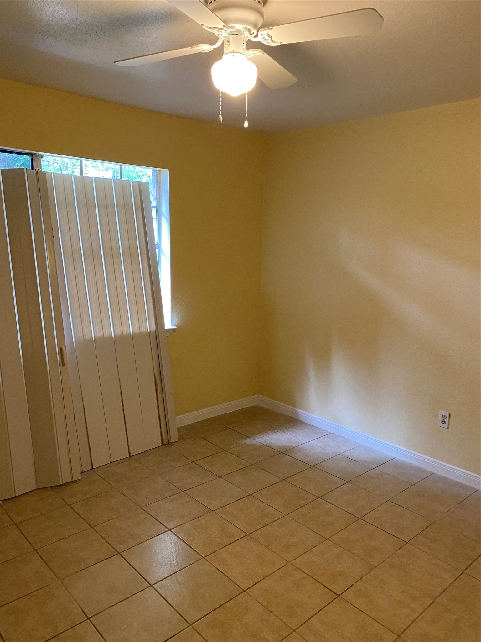 14516 E Woodforest Boulevard E 14516 Property Photo 12