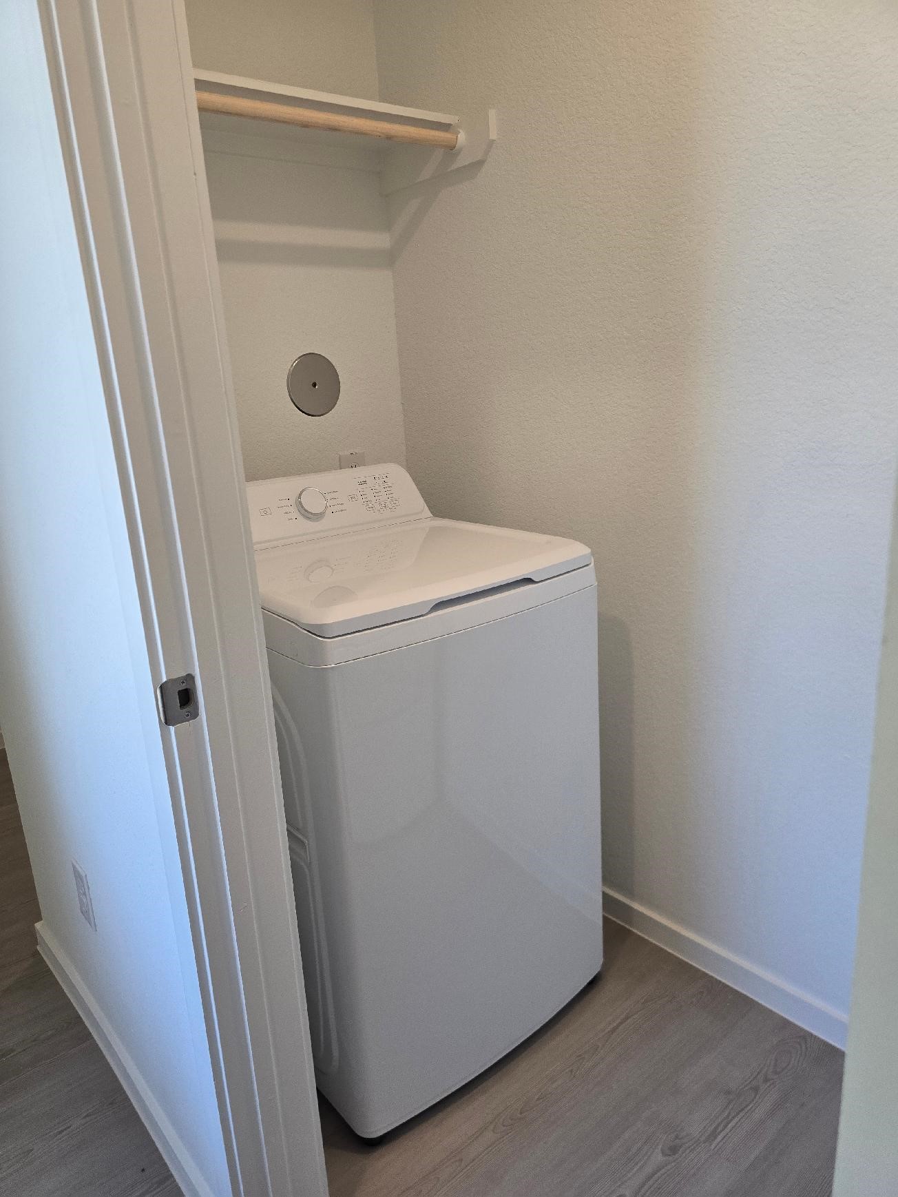 5712 Ivy Crest Property Photo 4