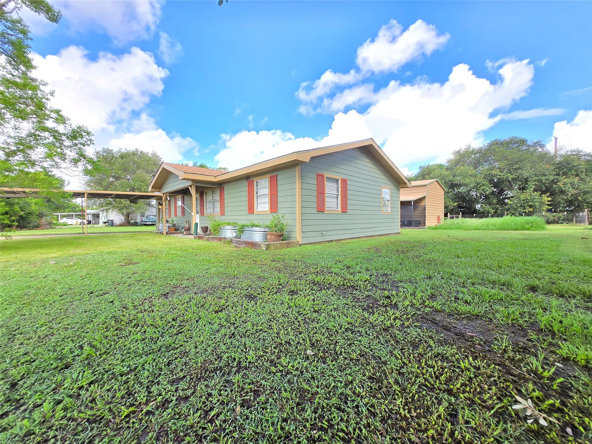 610 E Division Street, Edna Tx 77957 Property Photo 5