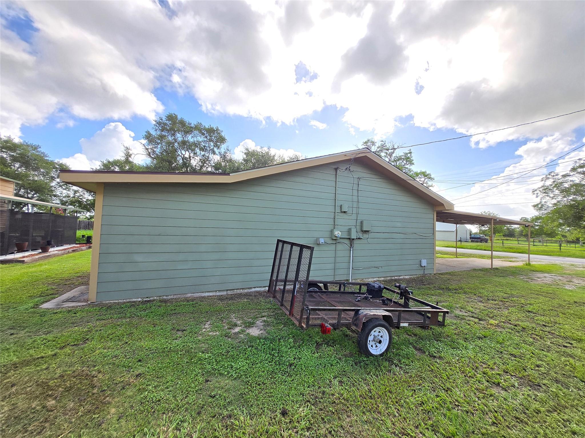 610 E Division Street, Edna Tx 77957 Property Photo 10