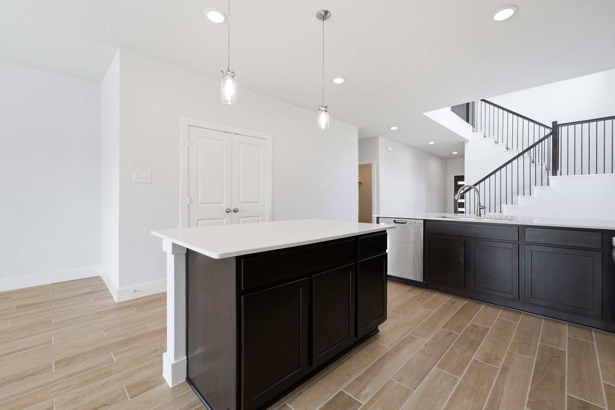 25079 Apricot Court Property Photo 12