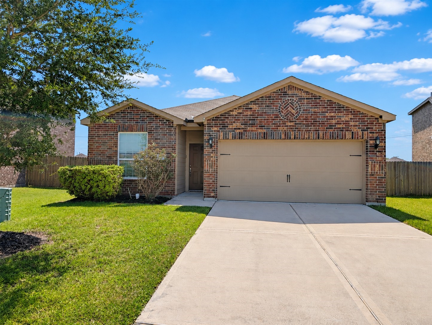 2201 Nautica Terrace Drive Property Photo 2