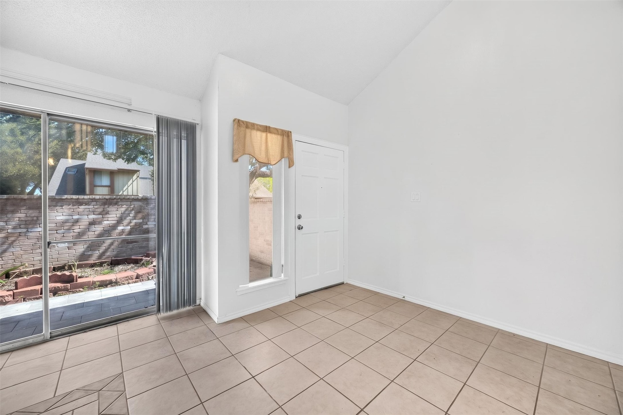 12606 Newbrook Drive Property Photo 7