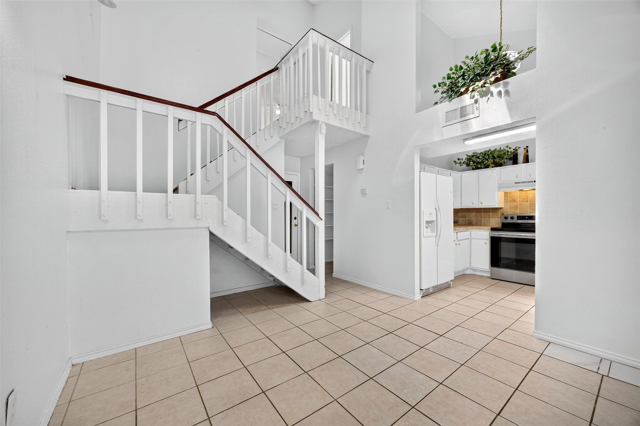 12606 Newbrook Drive Property Photo 17