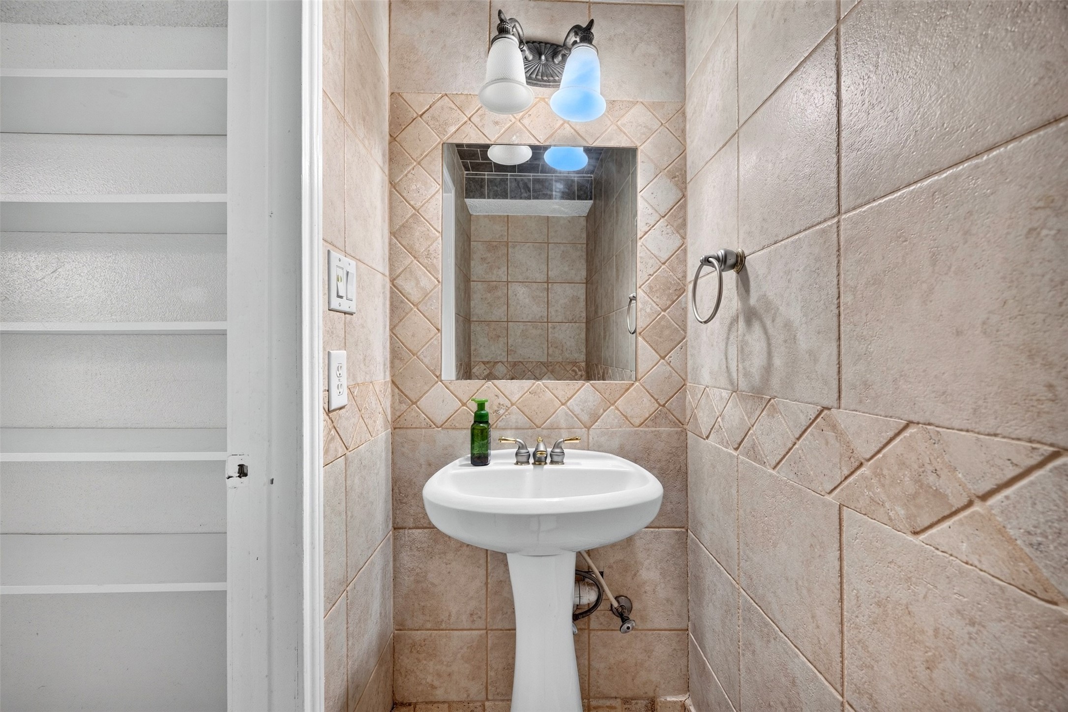 12606 Newbrook Drive Property Photo 19