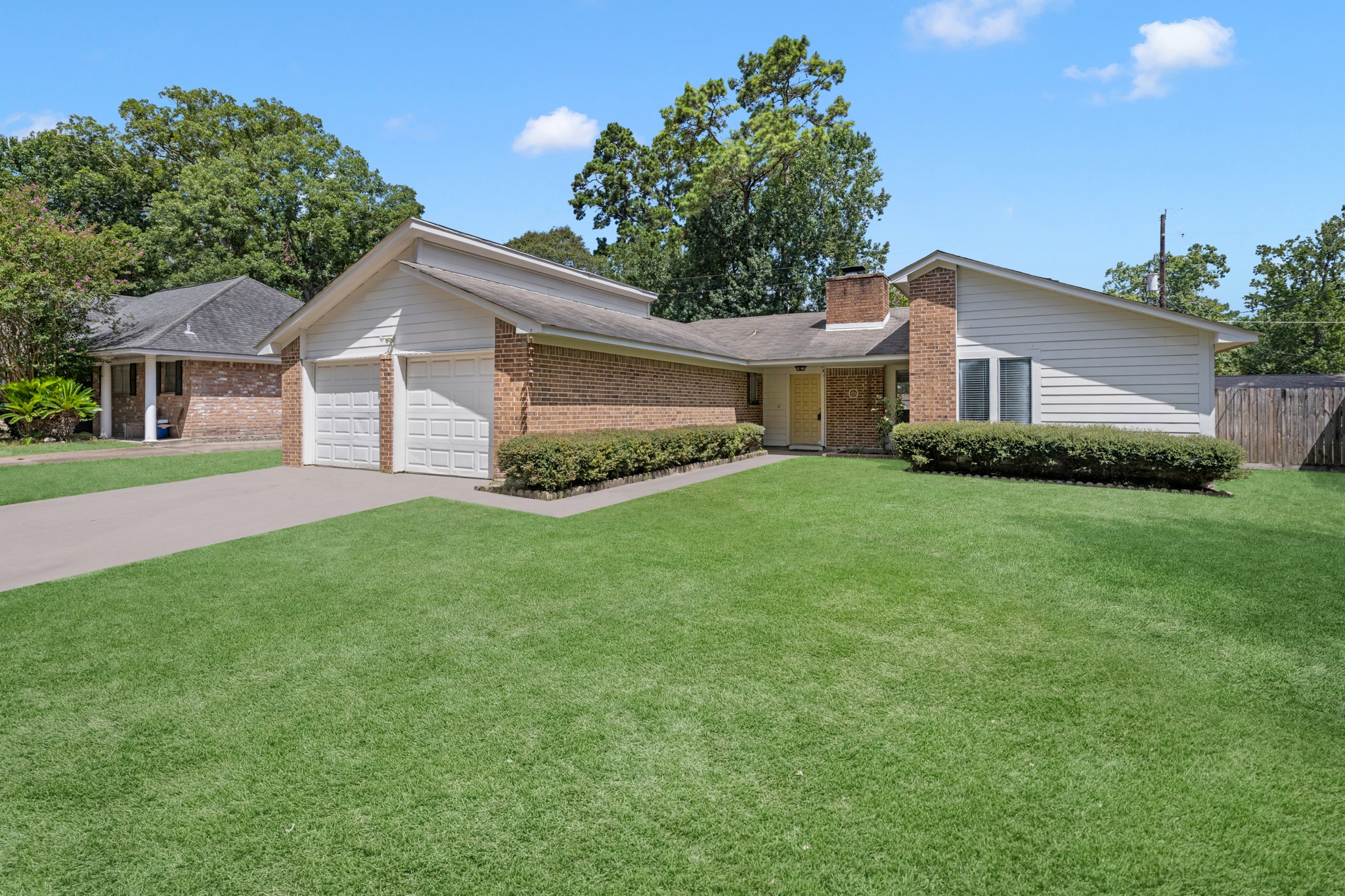 1903 Woodway Drive Property Photo 1