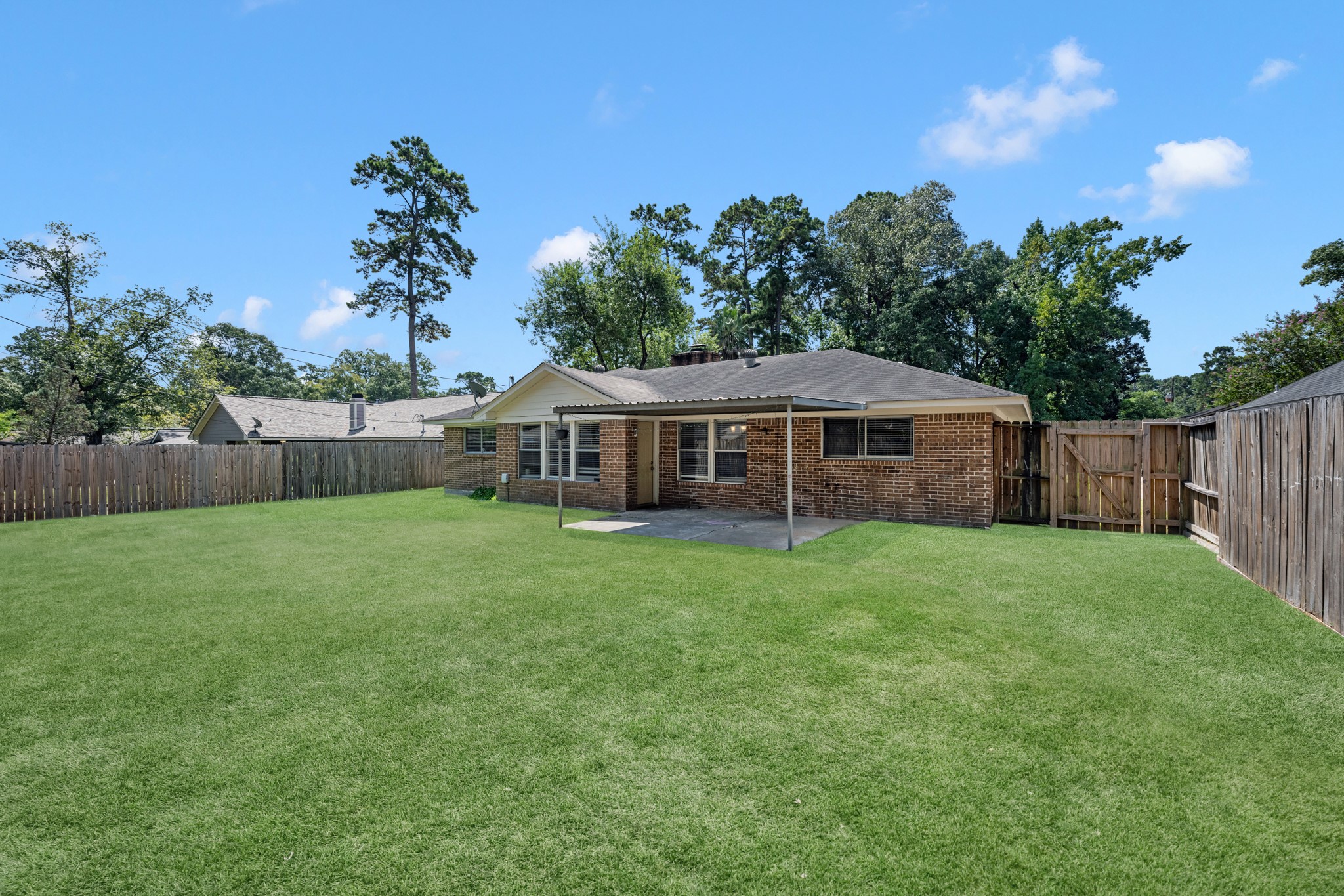 1903 Woodway Drive Property Photo 2