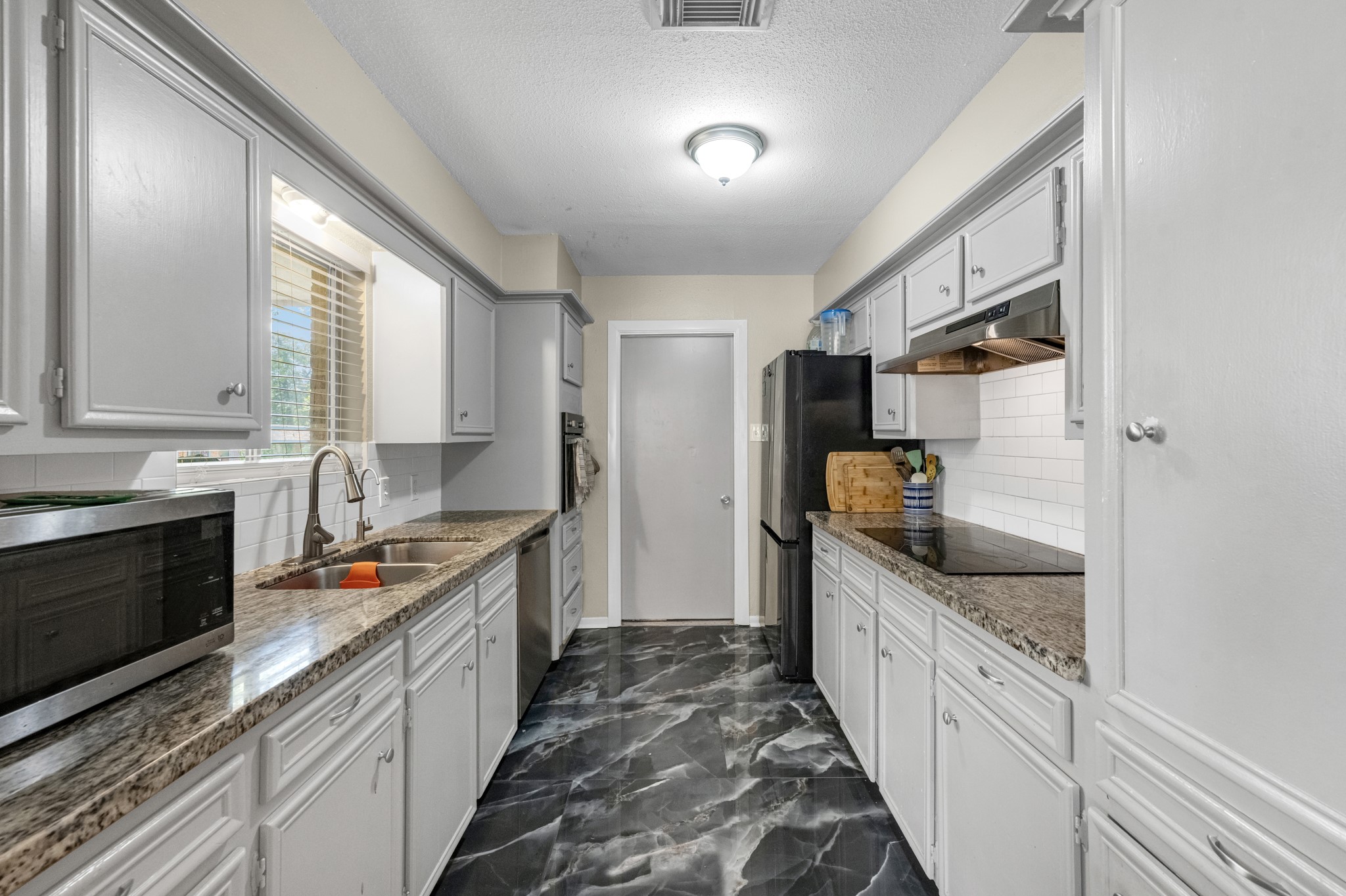 1903 Woodway Drive Property Photo 16