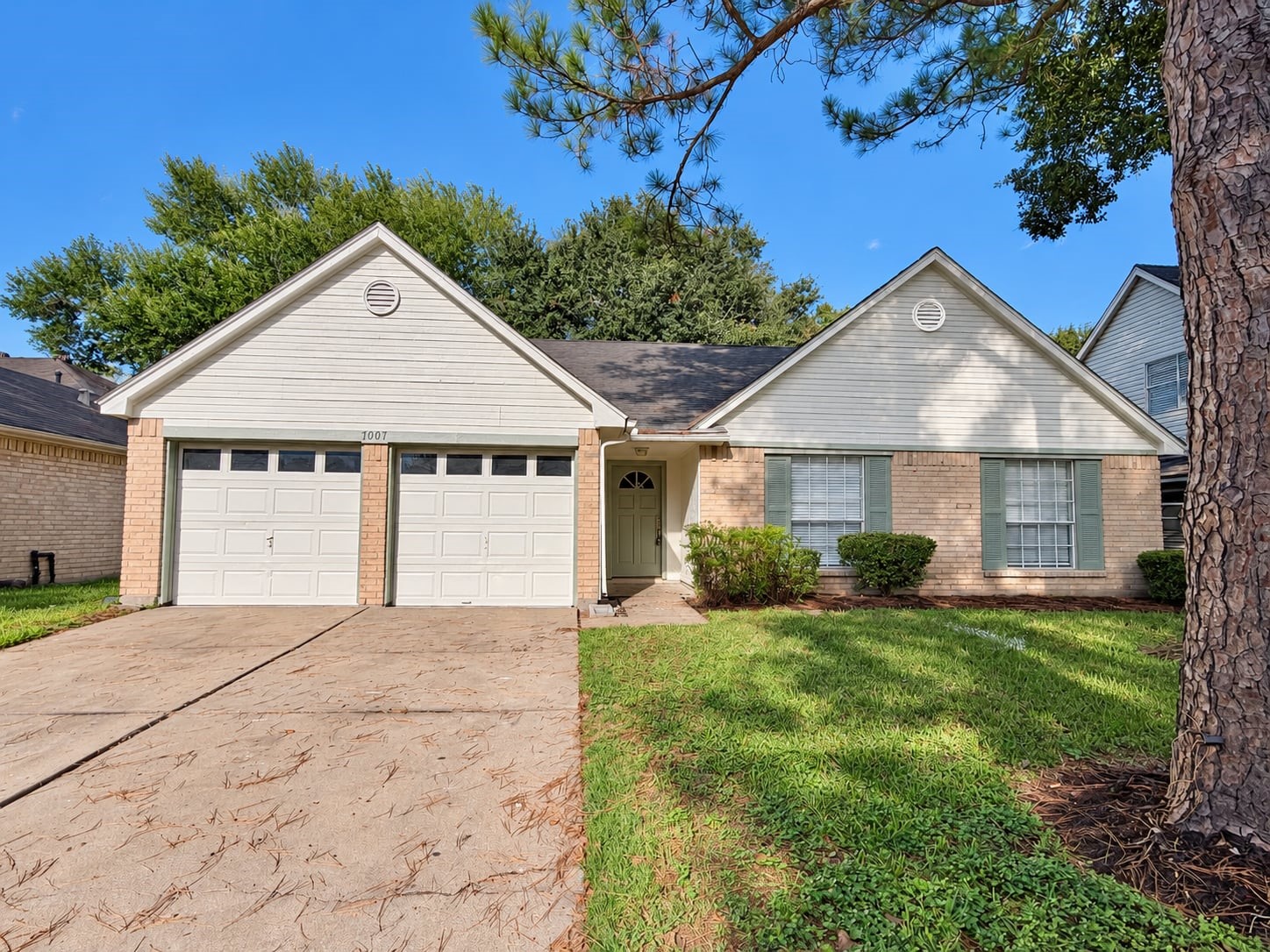 7007 Glen Rosa Drive Property Photo 4
