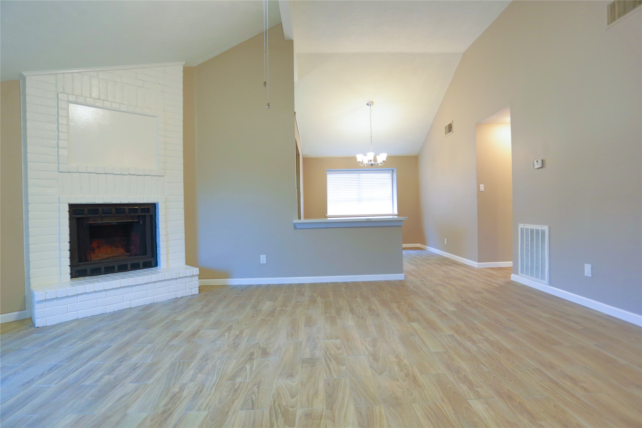 7007 Glen Rosa Drive Property Photo 7