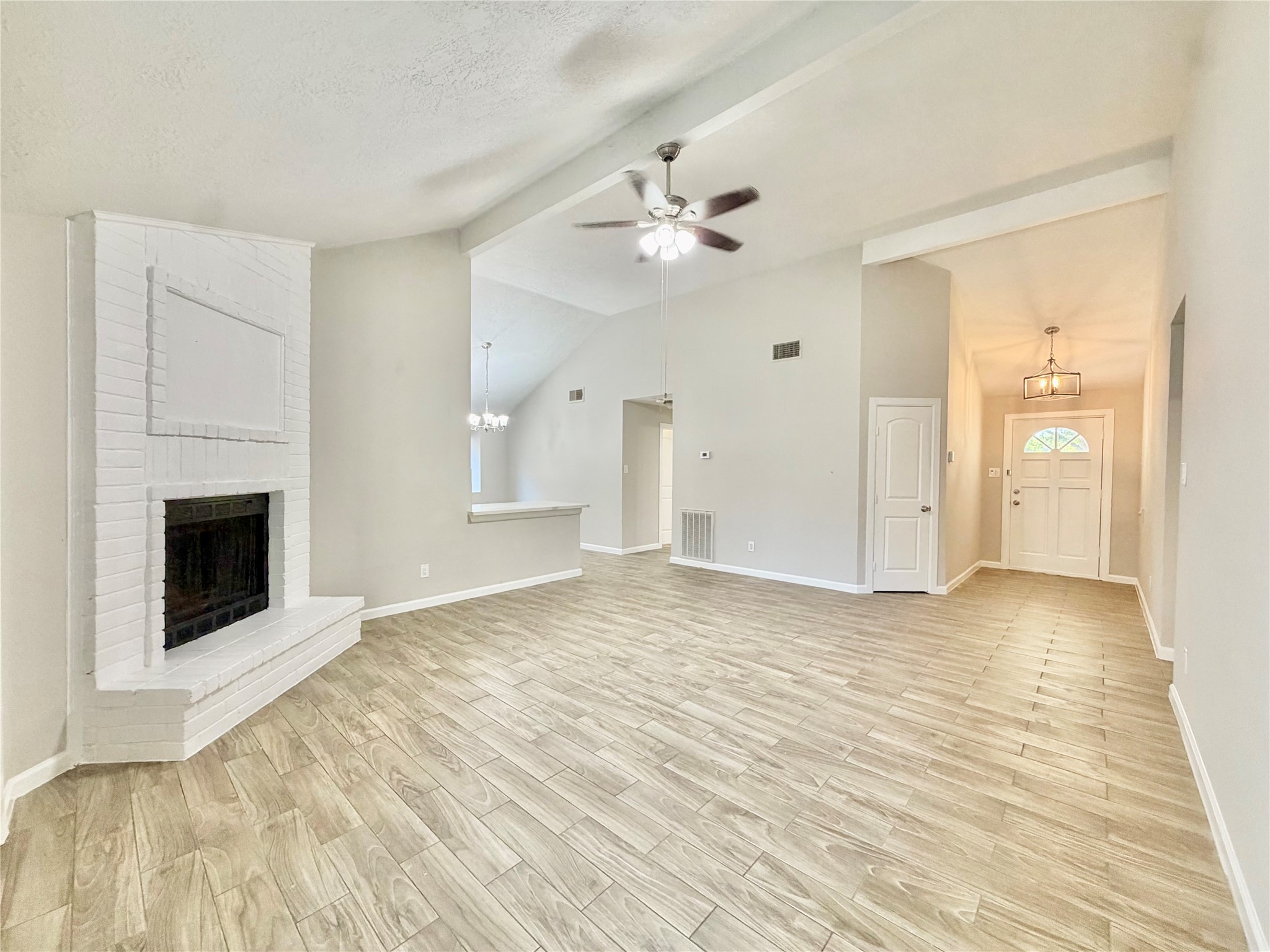 7007 Glen Rosa Drive Property Photo 11
