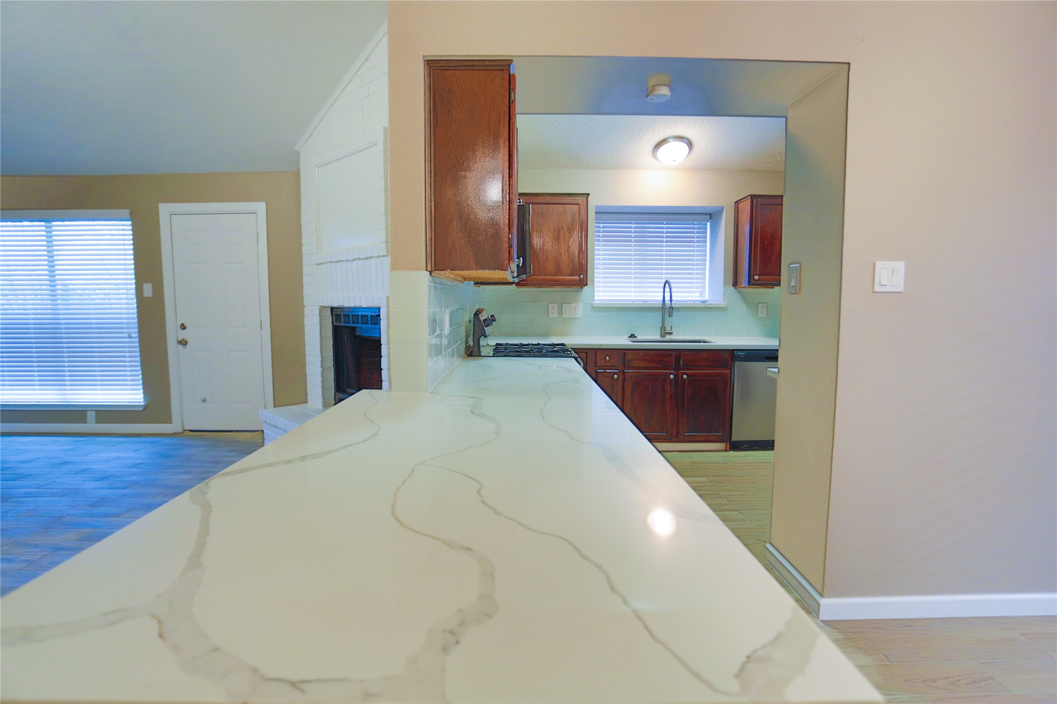 7007 Glen Rosa Drive Property Photo 12