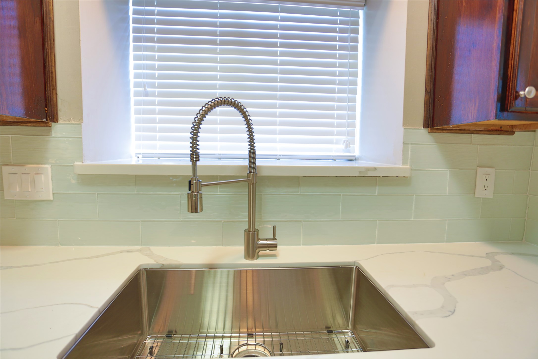 7007 Glen Rosa Drive Property Photo 14