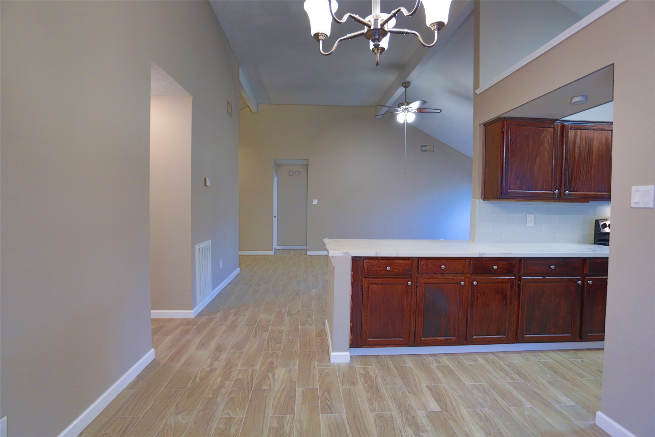 7007 Glen Rosa Drive Property Photo 18