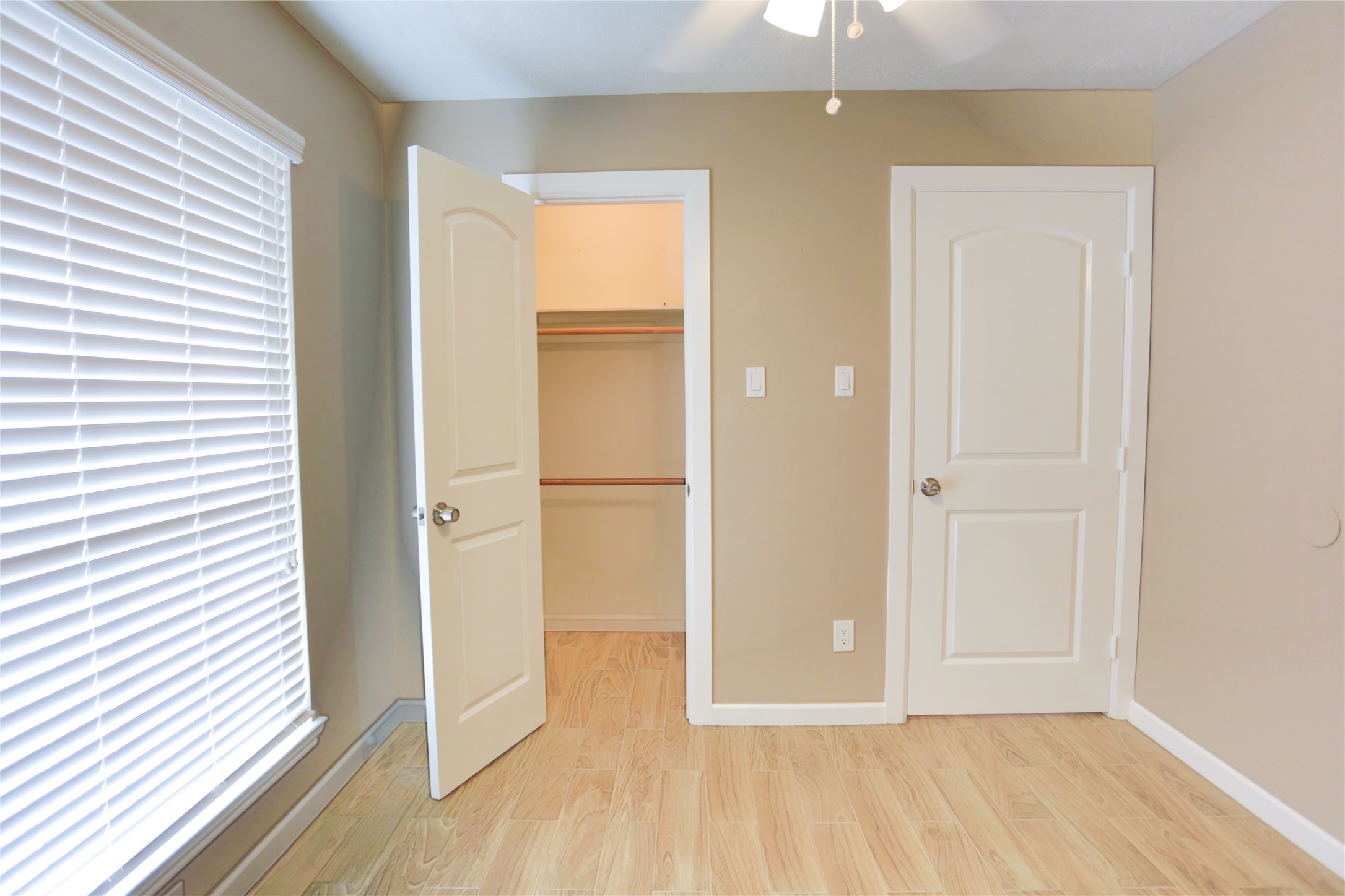 7007 Glen Rosa Drive Property Photo 23