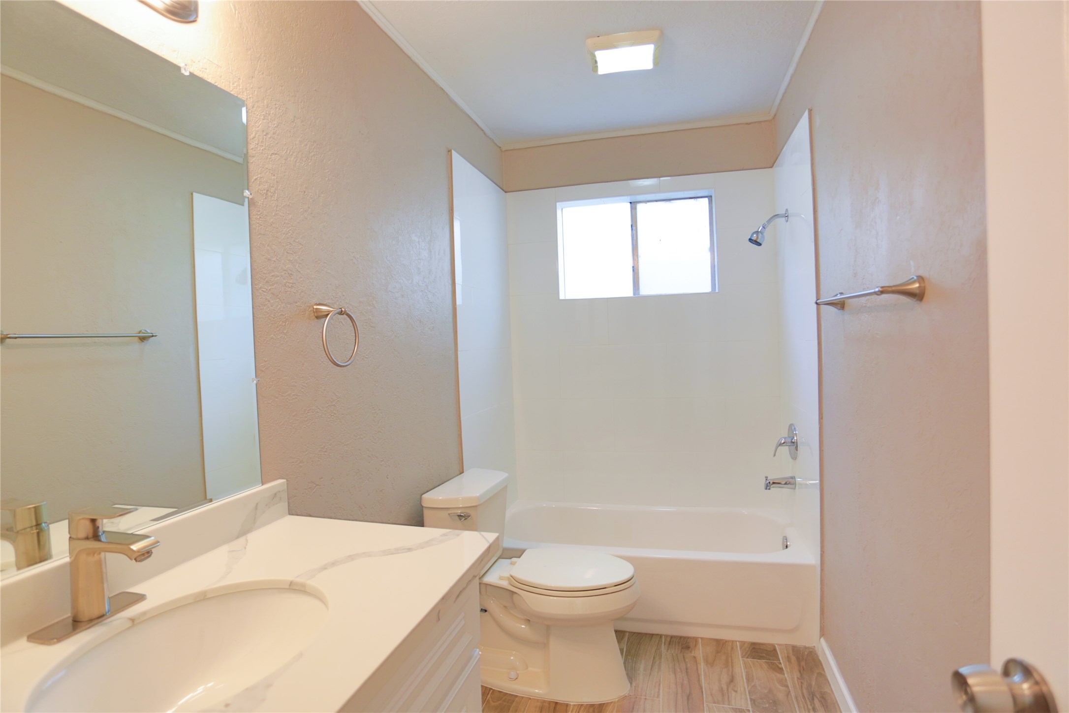 7007 Glen Rosa Drive Property Photo 24