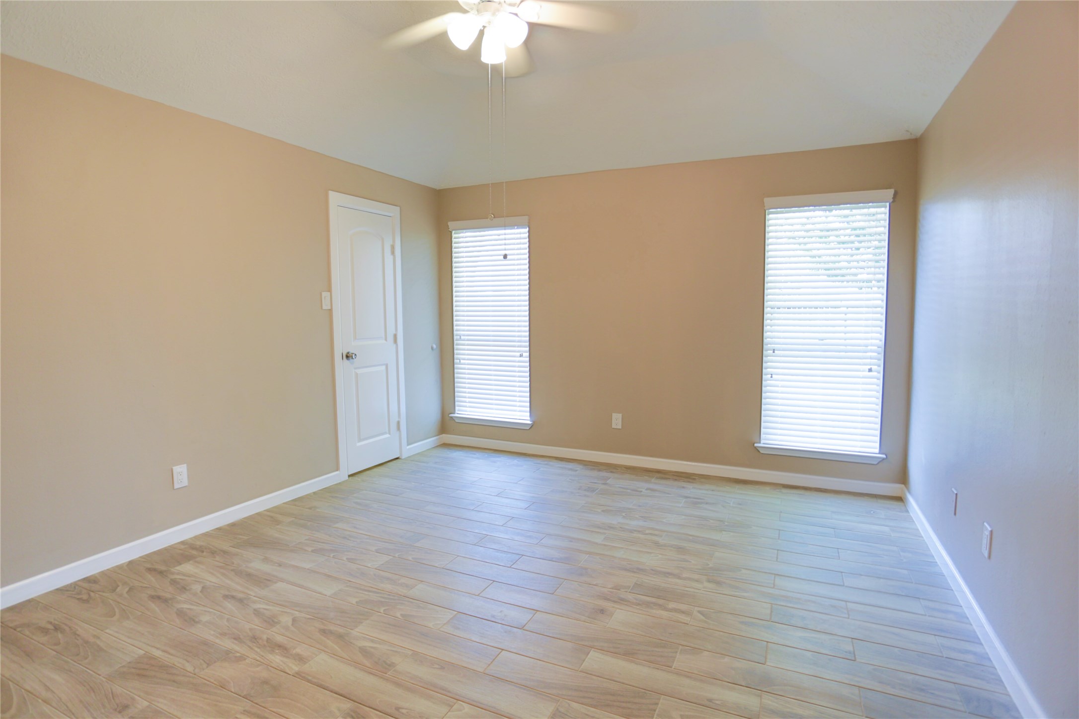 7007 Glen Rosa Drive Property Photo 26