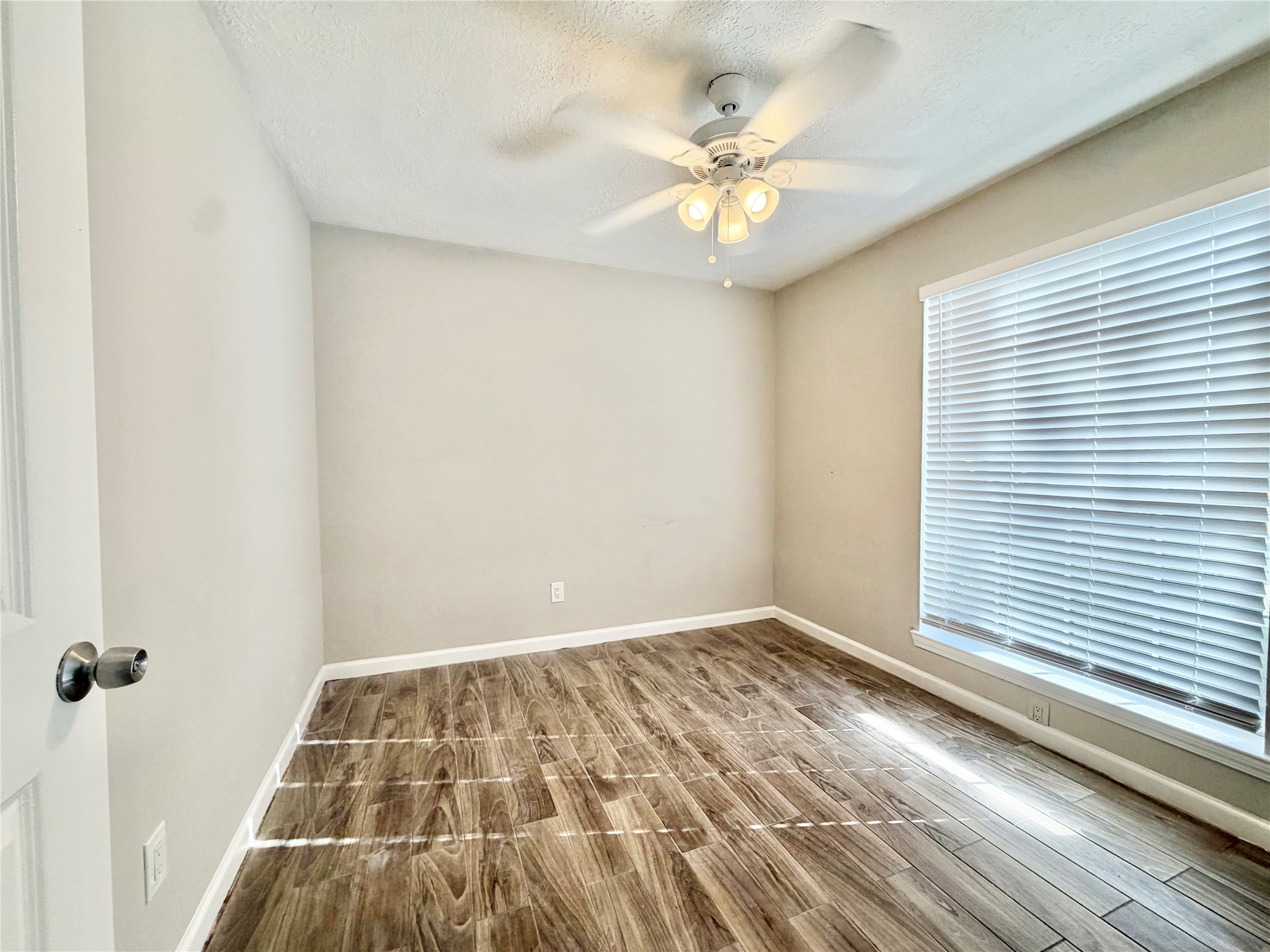 7007 Glen Rosa Drive Property Photo 28