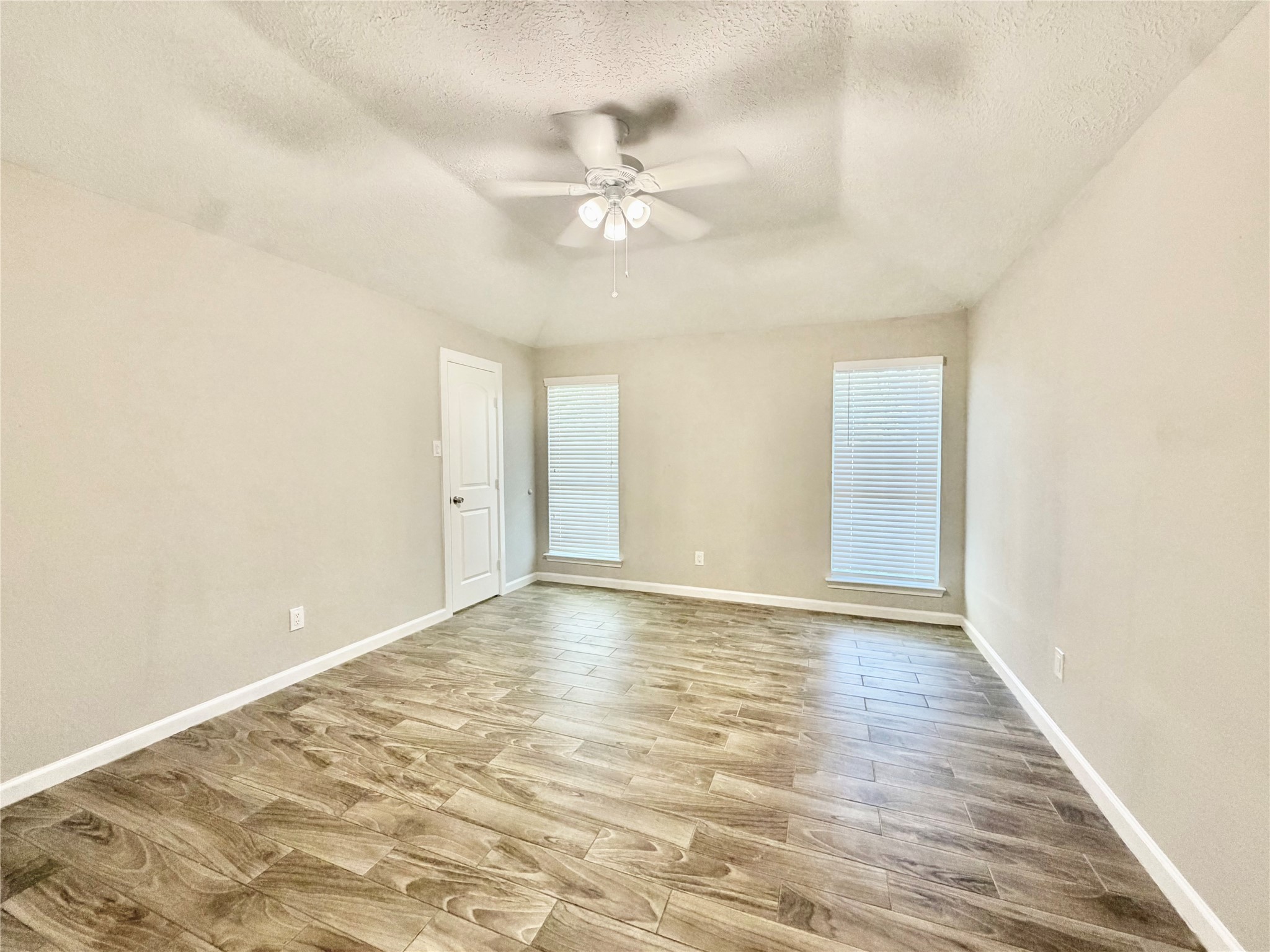 7007 Glen Rosa Drive Property Photo 33