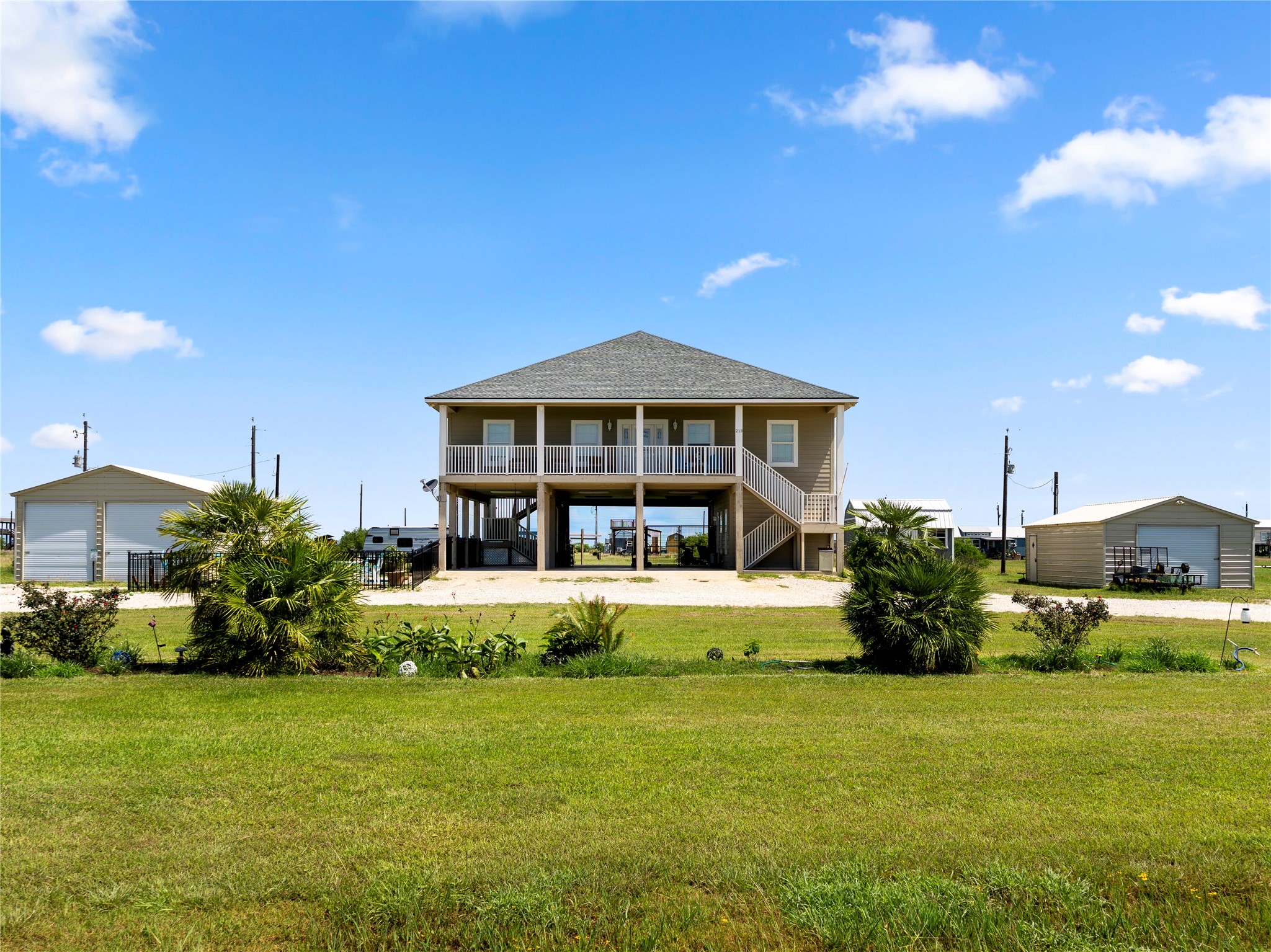 213 Porpoise Dr Drive Property Photo 1