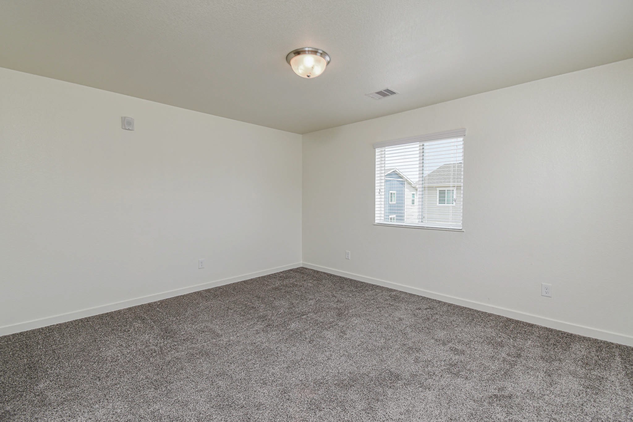 21155 Gosling Road 50c Property Photo 9