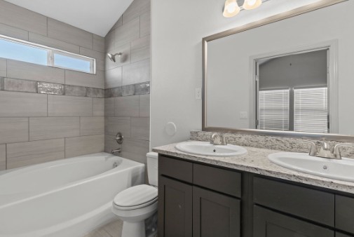 426 Dorion Lagoon Drive Property Photo 3