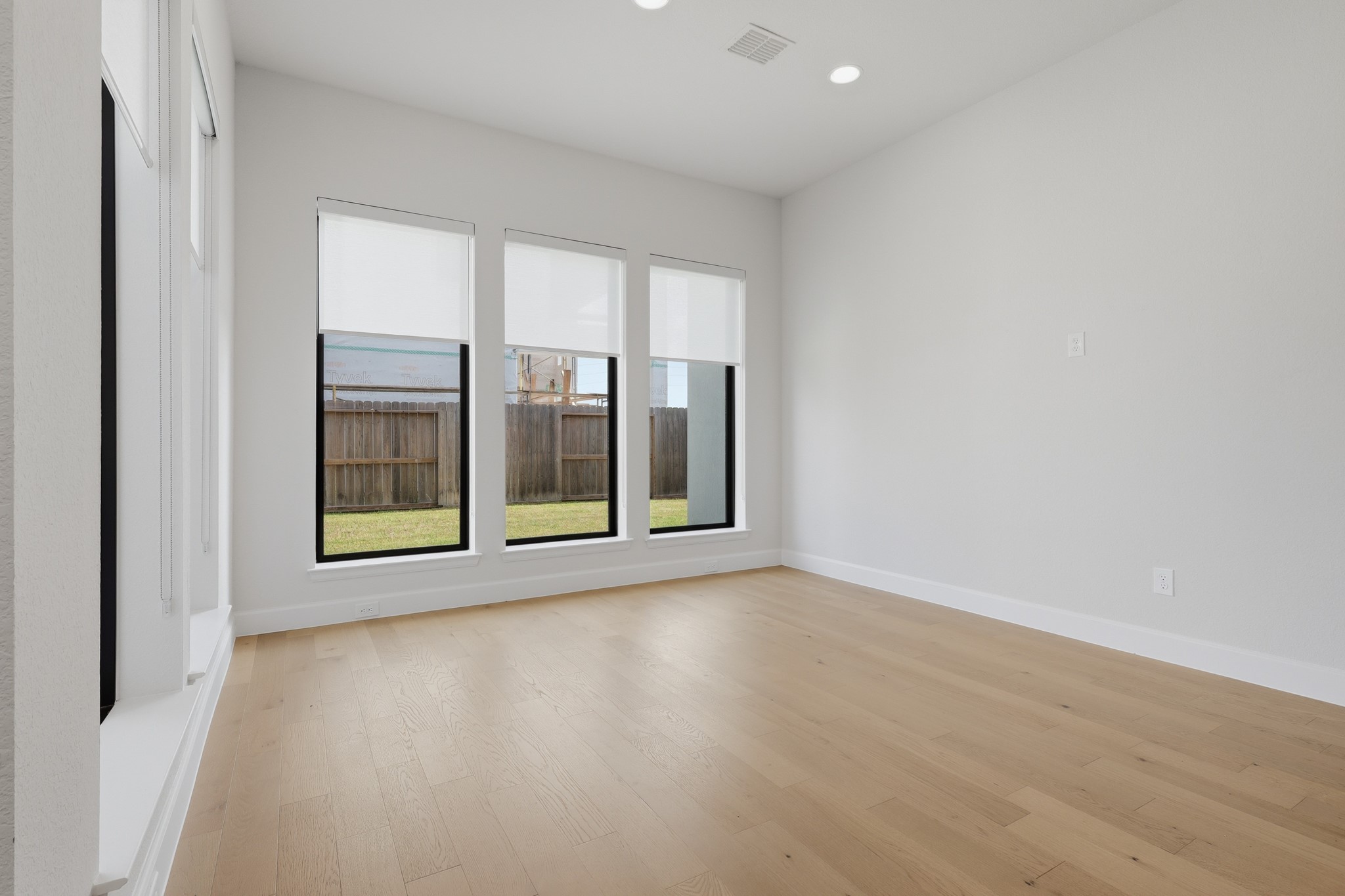 10007 Regal Mist Drive Property Photo 11