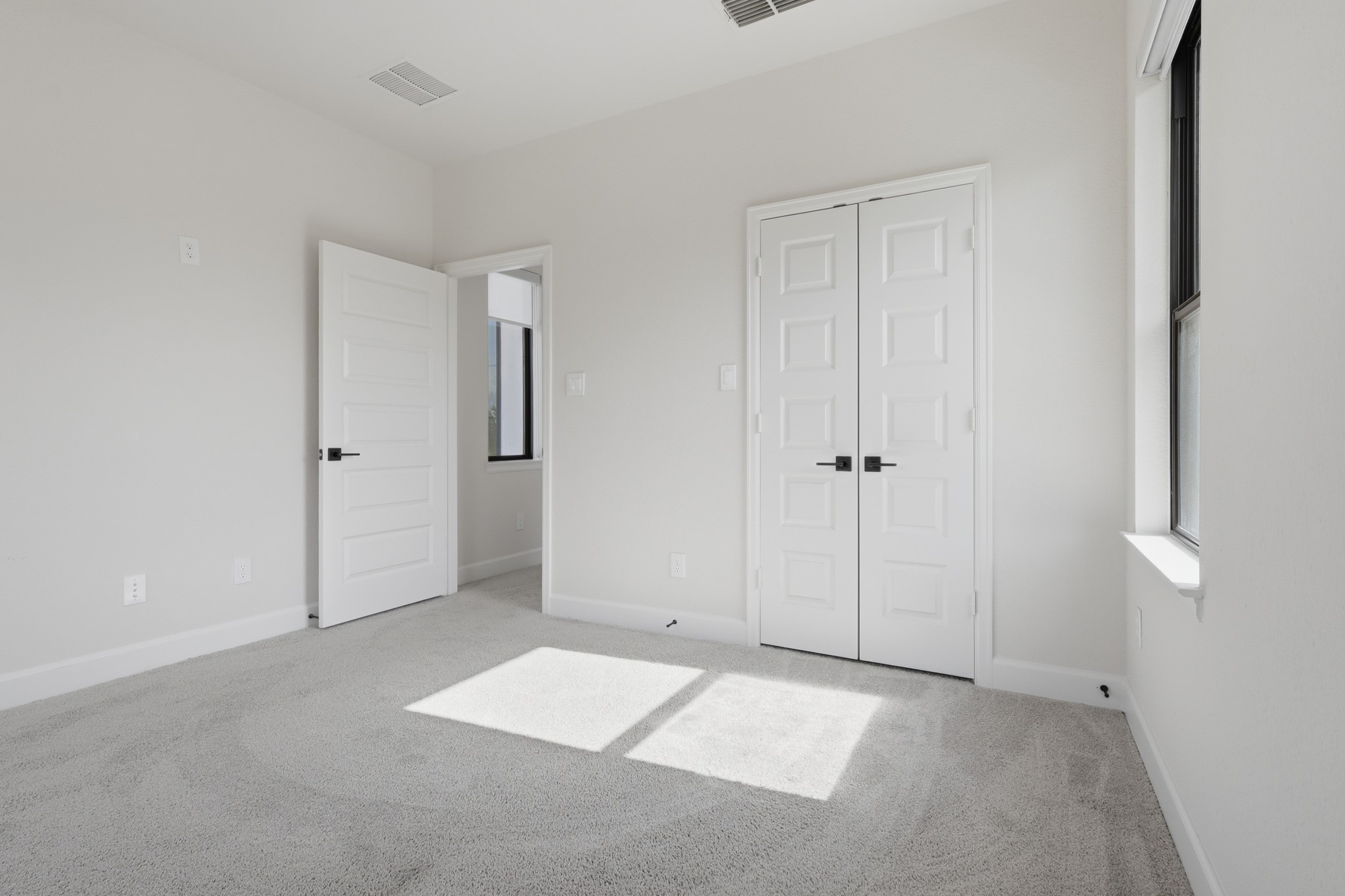 10007 Regal Mist Drive Property Photo 35