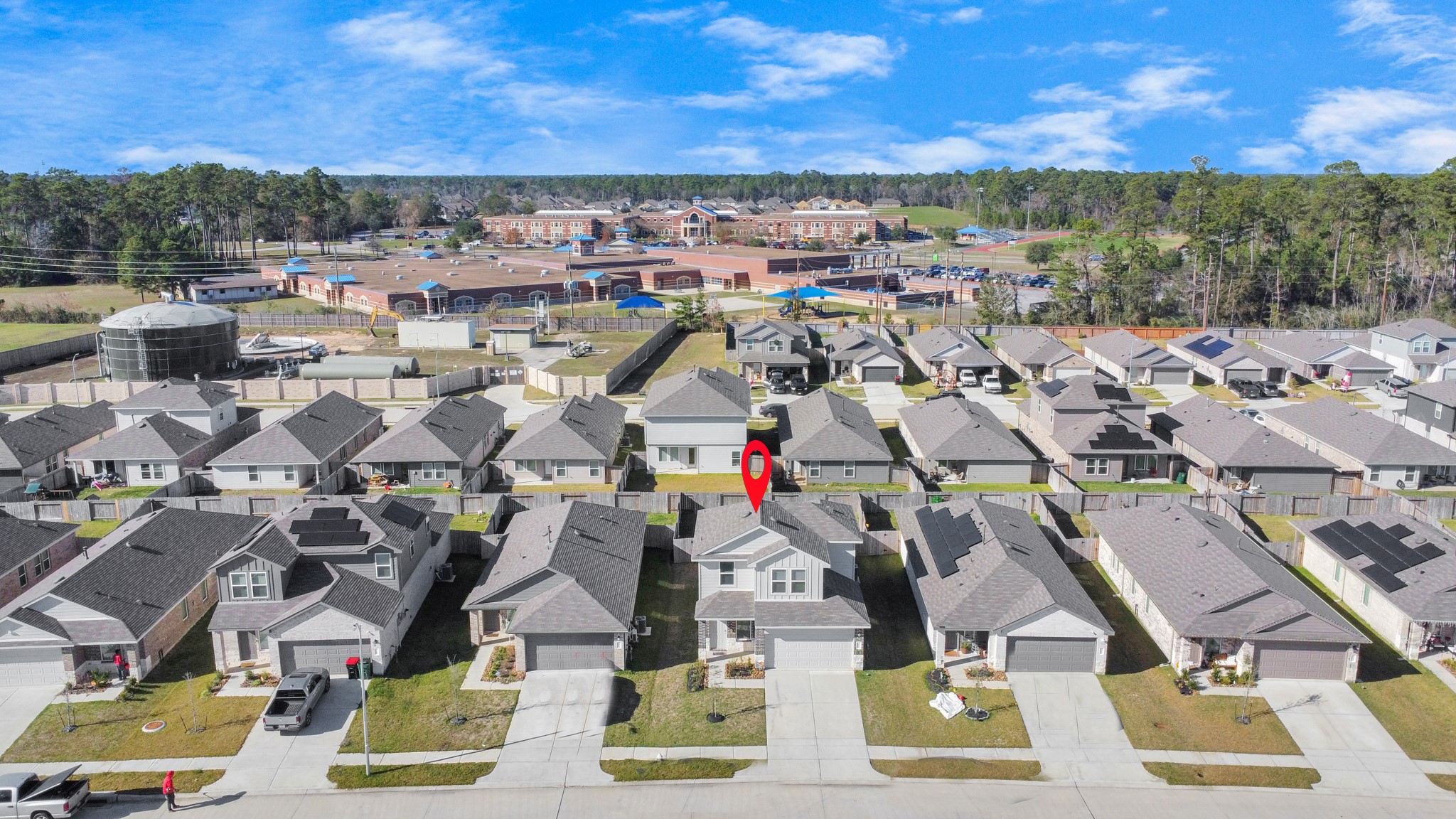 5227 Castlebury Meadows Drive Property Photo 4