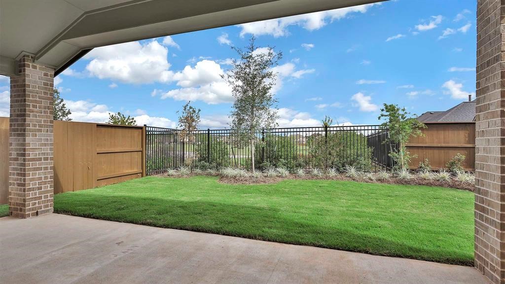 2910 Starling Drive Property Photo 16