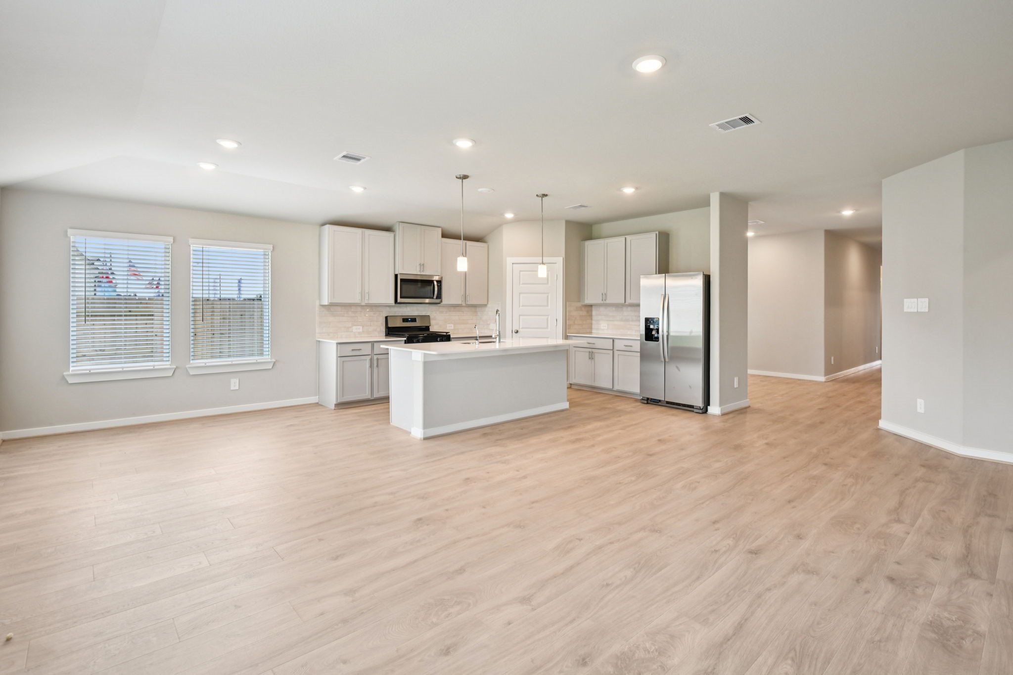 2811 Duchess Drive Property Photo 8